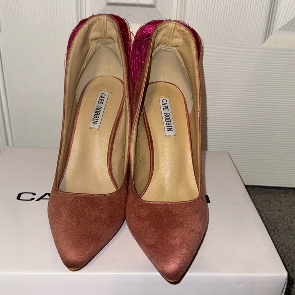 Cape Robbin pink pumps